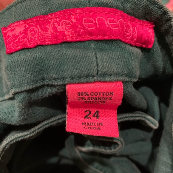 Green pants - Picture 3 of 3